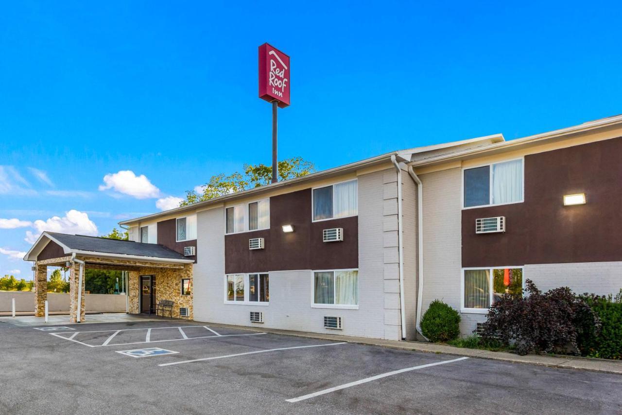 Red Roof Inn Dry Ridge Bagian luar foto